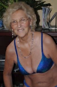 best cleavage images on pinterest bicycles cycling girls